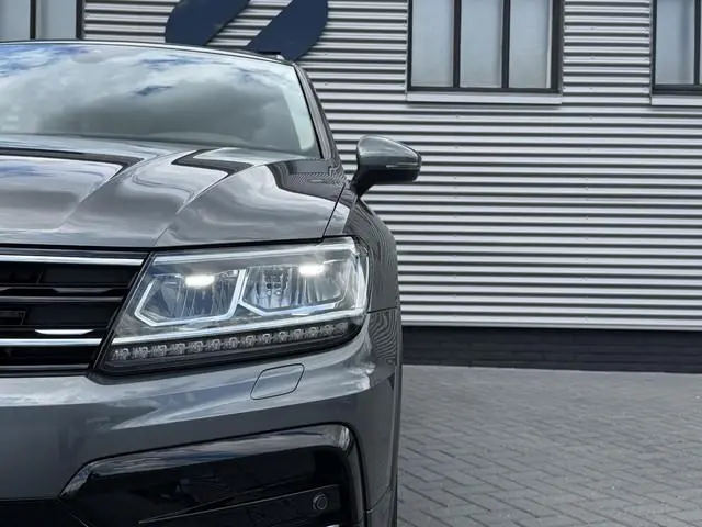 Volkswagen Tiguan 1.5 TSI ACT Comfortline Business |Trekhaak|ACC|