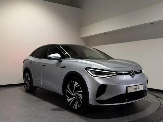 Volkswagen ID.5 GTX 77 kWh | SOH 92% | ACC | Panoramadak | Keyless | Adaptief sportonderstel | Warmt...