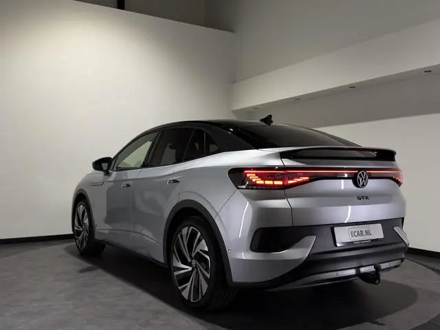 Volkswagen ID.5 GTX 77 kWh | SOH 92% | ACC | Panoramadak | Keyless | Adaptief sportonderstel | Warmt...
