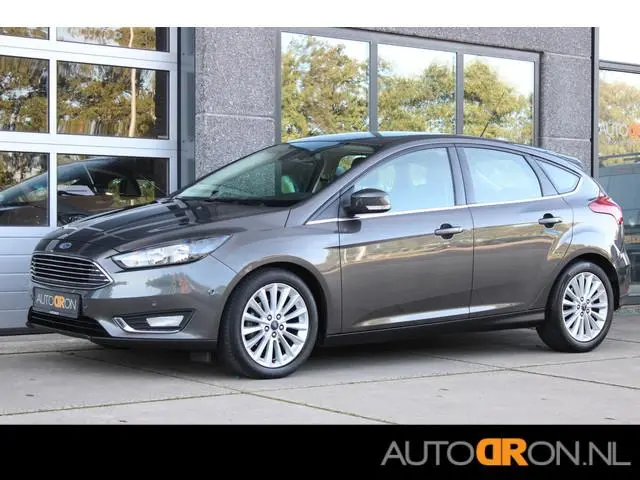 Ford Focus 1.0 Titanium 126 Pk Edition Distributie VV 1e Eigenaar Dealer OH