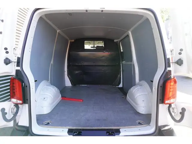 Volkswagen Transporter 150pk Automaat L1H1 Apple Carplay Parkeersensoren Cruise control Achterdeuren...