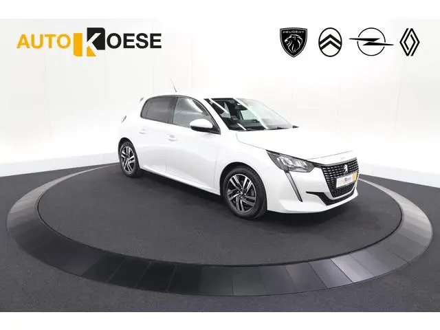 Peugeot 208 PureTech 100 Allure | Afneembare Trekhaak | Camera | Apple Carplay | Parkeersensoren