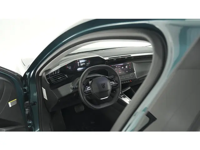 Peugeot 308 SW PureTech 130 EAT8 Active Pack | Automaat | Apple Carplay | Parkeersensoren | Navigati...