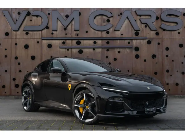 Ferrari Purosangue 6.5 V12 | Carbon | Panorama | Lift | Connect | Massage | 360 | XLED |