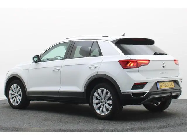 Volkswagen T-Roc 1.5 TSI Style Camera, ACC, Trekhaak, Apple Carplay, Climate, Lane Assist, PDC