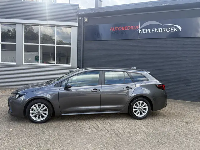 Toyota Corolla Touring Sports Hybrid 140 Active 02-2025 15.861 KM