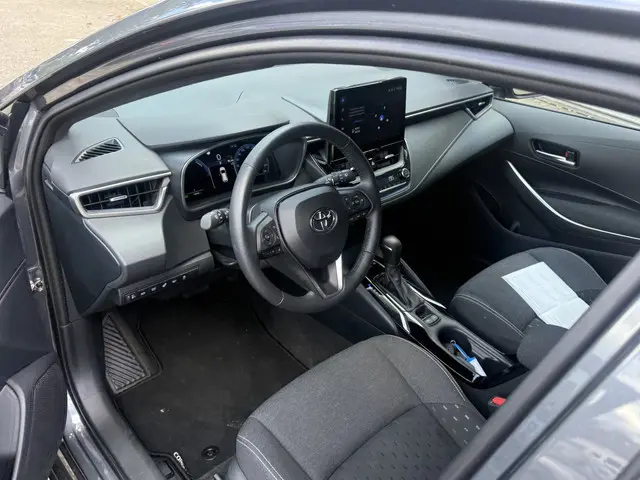 Toyota Corolla Touring Sports