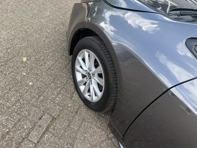 Toyota Corolla Touring Sports