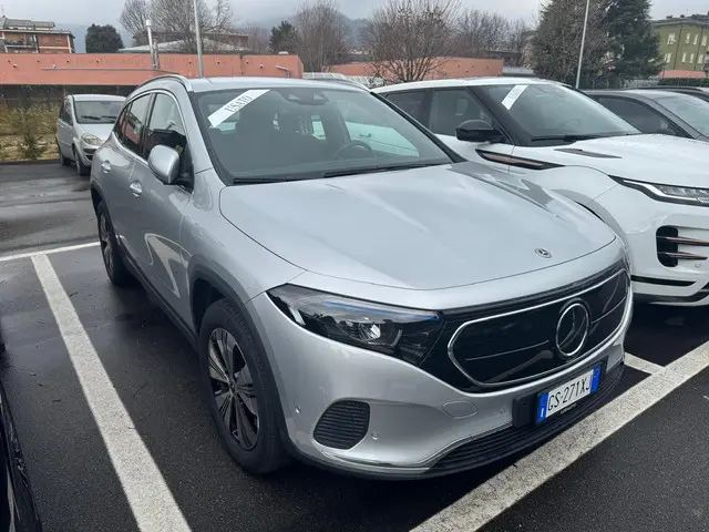 Mercedes-Benz EQA 350 4MATIC Progressive 67 kWh Advance Pakket,  Parkeerpakket, Rij-assistentiepakkt...