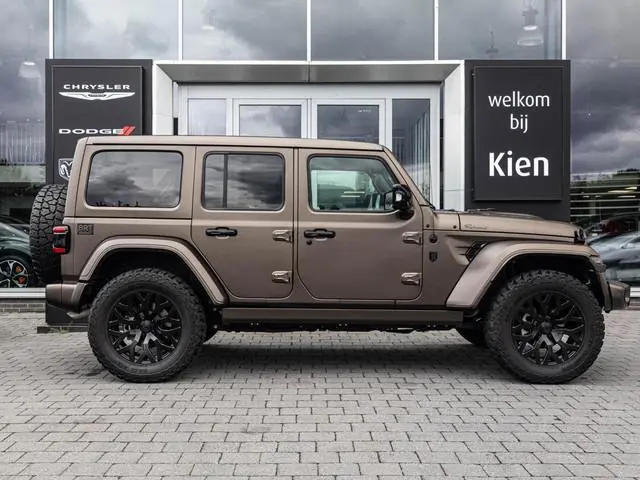 Jeep Wrangler Unlimited Brute 4xe 380 Rubicon | Treeplanken | Sky roof |