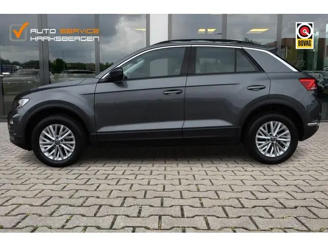 Volkswagen T-Roc 1.5 TSI Style | Trekhaak | Camera | ACC |