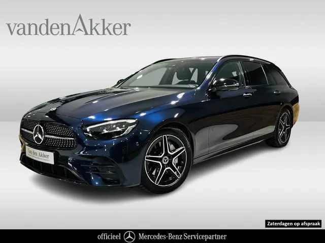 Mercedes-Benz E-klasse 200 AMG Estate // Trekhaak // Leder // 360 Camera // Nightpakket // Sfeerverl...