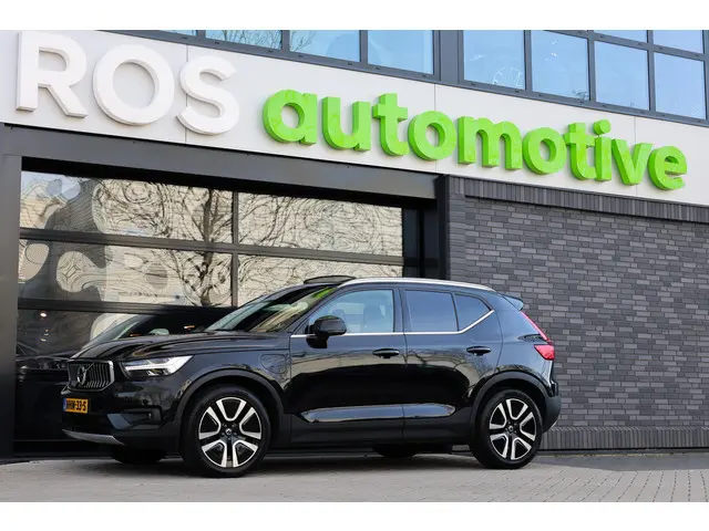 Volvo XC40 1.5 T5 Recharge R-Design | PANO | H&K | MEMORY | 360 | DODE HOEK | KEYLESS | ELEK TREKHAA...