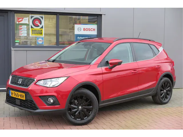 SEAT Arona 1.0 TSI 95PK Xcellence Launch Edition Navigatie , Parkeersensoren , Climate control, Lich...