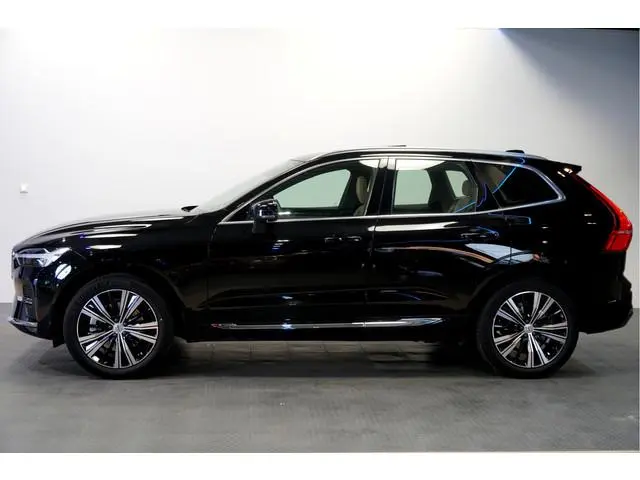 Volvo XC60 B4 155kW/211pk Aut8 MHEV Ultimate Bright PANORAMADAK + HARMAN/KARDON + STUURVERWARMING +...