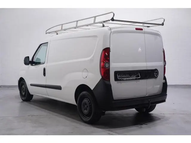 Opel Combo 1.3 CDTi 90 pk L2H1 Edition Airco, NAP, Imperiaal Cruise Control, Trekhaak, Slechts 129 d...