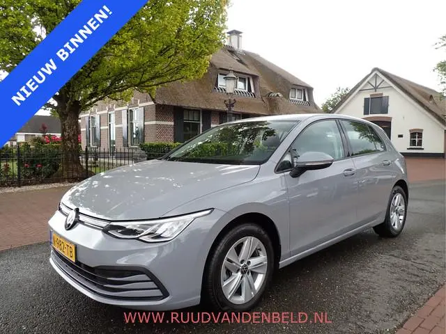 Volkswagen Golf 1.0 TSI Life ACC / CARPLAY / NAVI / CAMERA