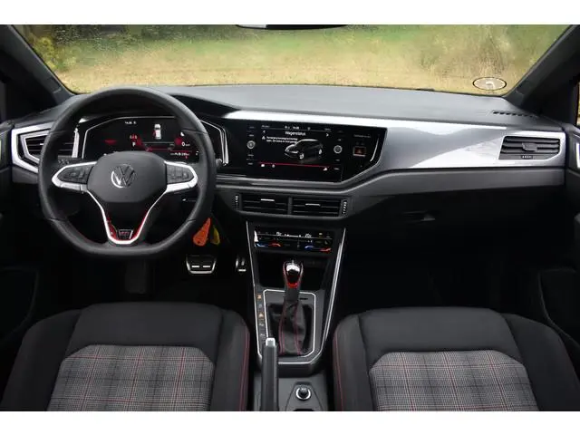 Volkswagen Polo GTI 2.0 TSI 210PK DSG VIRTUAL/LED/CARPLAY