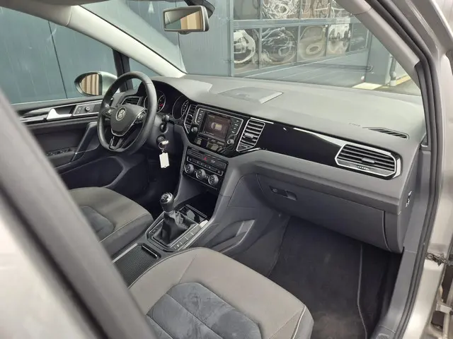 Volkswagen Golf Sportsvan