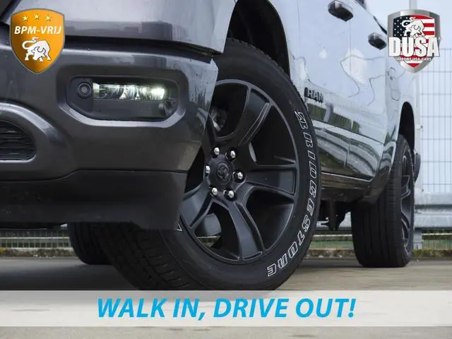 Dodge RAM 1500 | Laramie Sport | 5.7 V8 | HEMI | 4x4 | Crew Cab Panoramadak | Leder | Uconnect touch...