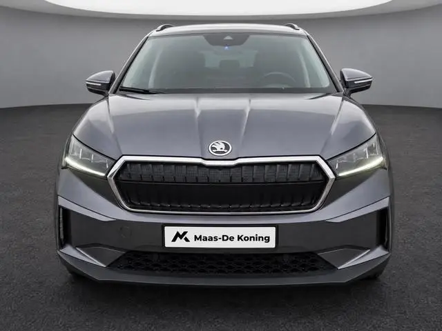 Skoda Enyaq 60 Selection 132kW/180 PK · Navigatie · Leder/stof · Apple/Android Car Play · Camera