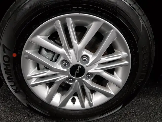 Kia Picanto 1.0 DPi Automaat DynamicLine Navigatie Airco Camera DAB Lichtmetalen velgen Bluetooth