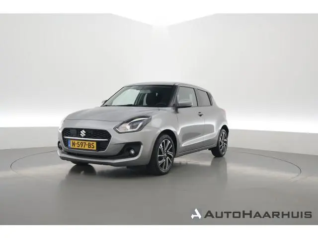 Suzuki Swift 1.2 Style Smart Hybrid | Camera | Adapt. Cruise | Dodehoek | Stoelverw. | NAV+Carplay |...