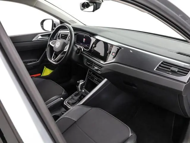 Volkswagen Taigo 1.0 TSI 110pk DSG Style · Camera · Keyless · Stoelverwarming · Dodehoek Detectie ·...