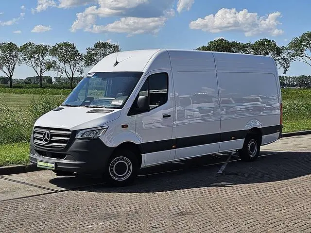 MERCEDES-BENZ SPRINTER 317 l3h2 led mbux10