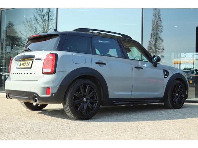MINI MINI COUNTRYMAN 2.0 COOPER S SALT 192PK AUT. | PANO | CAMERA | KEY-LESS | CRUISE | CLIMATE | NA...