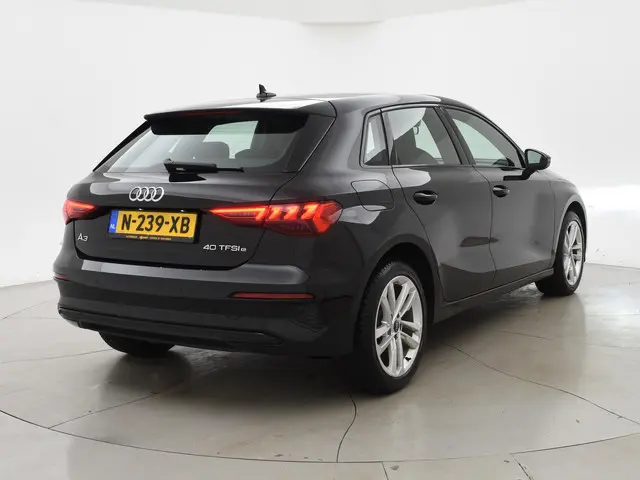 Audi A3 Sportback 40 TFSI e 204 PK PLUG-IN HYBRID + VIRTUAL COCKPIT | ADAPTIVE CRUISE | SPORTSTOELEN...