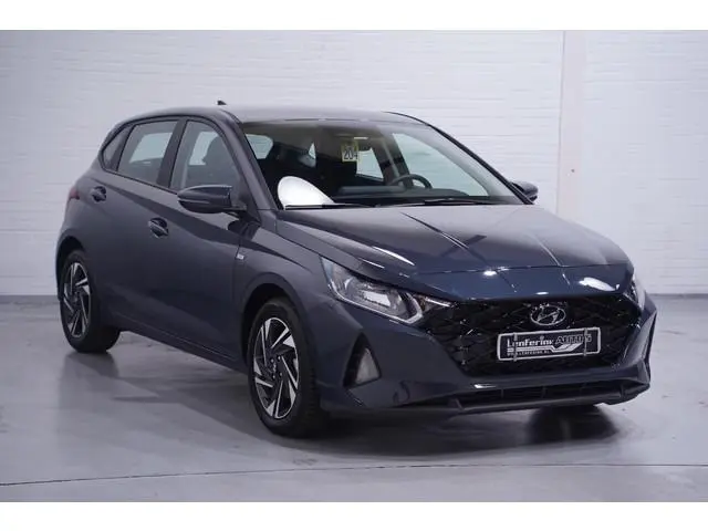 Hyundai i20 1.0 T-GDI Trend Mild Hybrid Apple Carplay Camera Stoelverwarming PDC Afneembare trekhaak