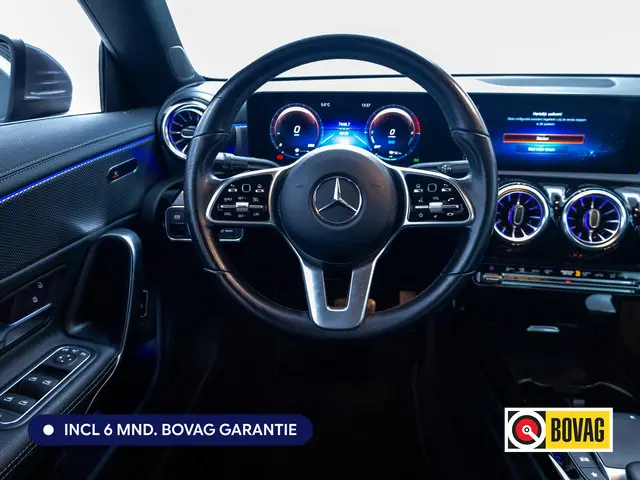 Mercedes-Benz CLA-klasse 250 e Business Solution Luxury Limited 218 PK | Camera | Navigatie | Stoelverwarming Afn. Trekhaak, App. connect, Sfeerverlichting, PDC V+A