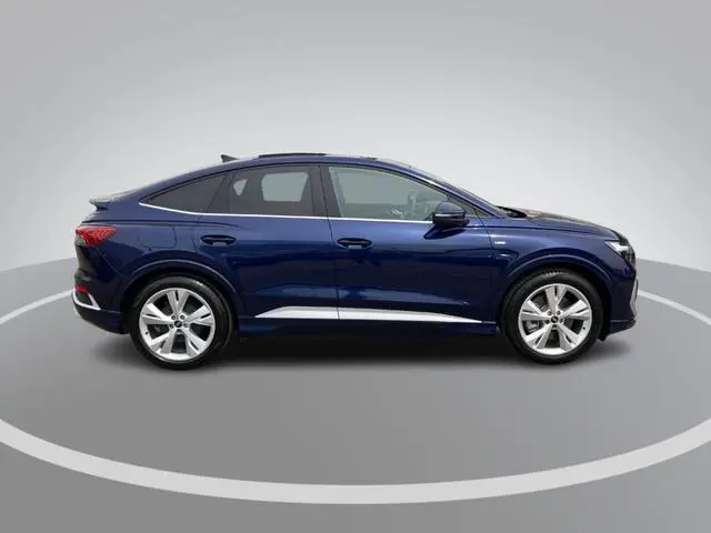 Audi Q4 Sportback e-tron 40 S Line 82 kWh 150kW/204PK · Panoramadak · Camera · Apple/Android Car Pla...