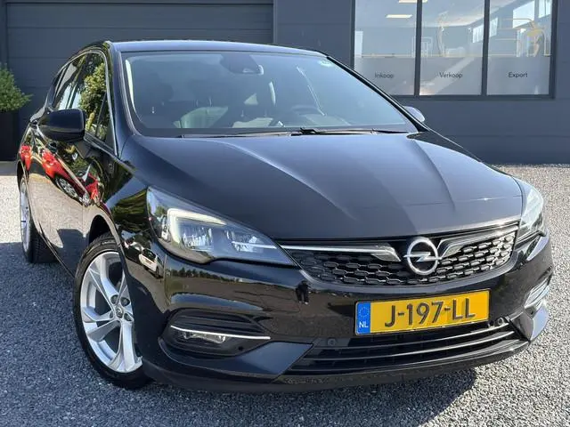 Opel Astra 1.2 Launch Elegance 2e Eigenaar,Camera,Stoelverw-Stuurverw,110pk,Navi,Carplay,Halfleder,E...