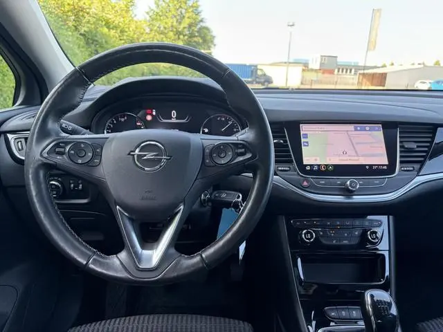 Opel Astra 1.2 Launch Elegance 2e Eigenaar,Camera,Stoelverw-Stuurverw,110pk,Navi,Carplay,Halfleder,E...