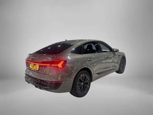 Audi Q8 e-tron
