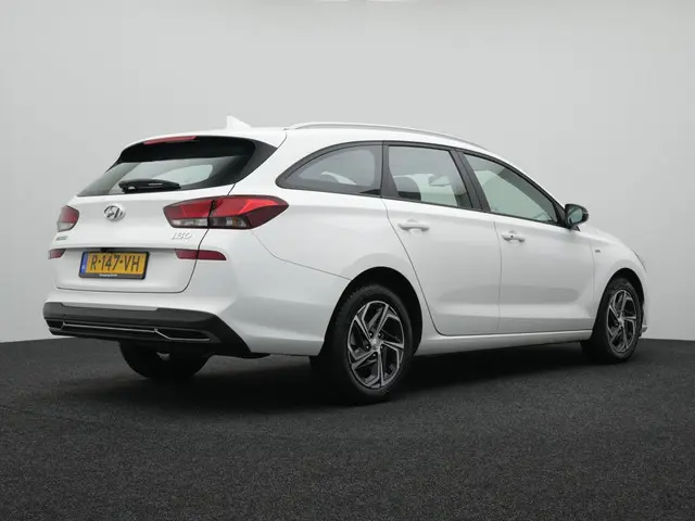 Hyundai i30 Wagon 1.0 T-GDi MHEV Comfort Smart |  Navigatie | All Seasons |