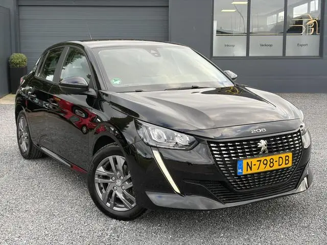 Peugeot 208 1.2 PureTech Blue Lease Active ✓102pk✓2e Eigenaar✓Trekhaak✓Navi✓Carplay✓6 Bak✓Dealer Ond...