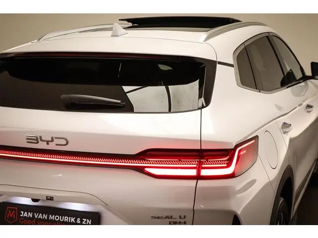 BYD SEAL U