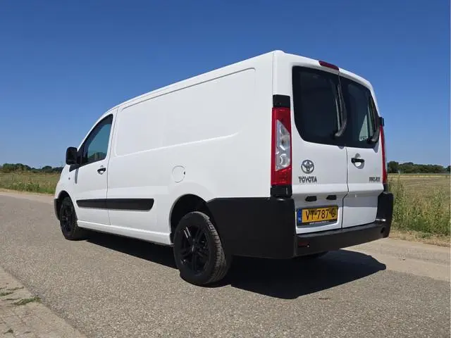 Toyota pro-ace