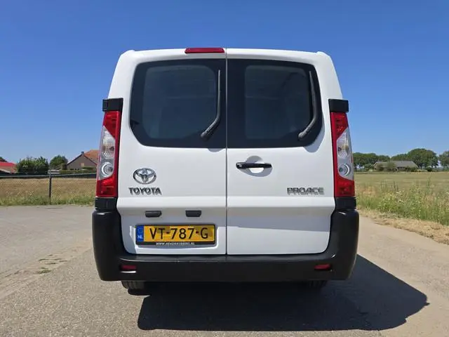 Toyota pro-ace