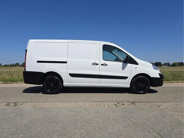 Toyota pro-ace