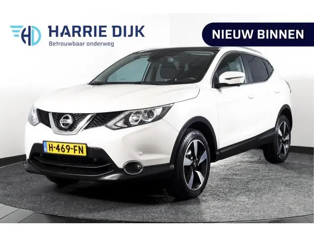 Nissan Qashqai 1.2 116 PK N-Connecta | Panodak | Afn. Trekhaak | Cruise | 360 camera | PDC | NAV | A...