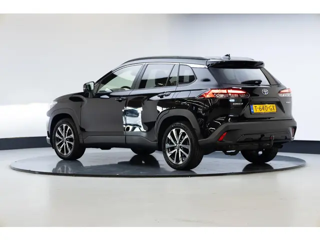Toyota Corolla Cross 2.0 High Power Hybrid First Edition | Trekhaak | Stoelverw.|