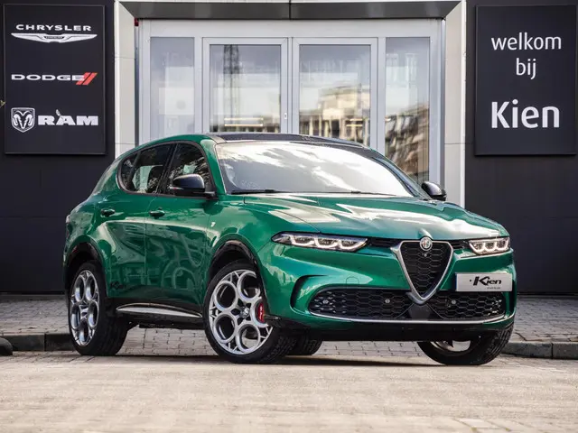 Alfa Romeo Tonale 1.5T Hybrid Veloce |Pano-dak | Navi | Lederer bekleding | Harman/Kardon |