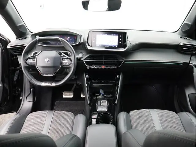 Peugeot 208 1.2 PureTech GT/ automaat/ lage km/ zeer mooi!