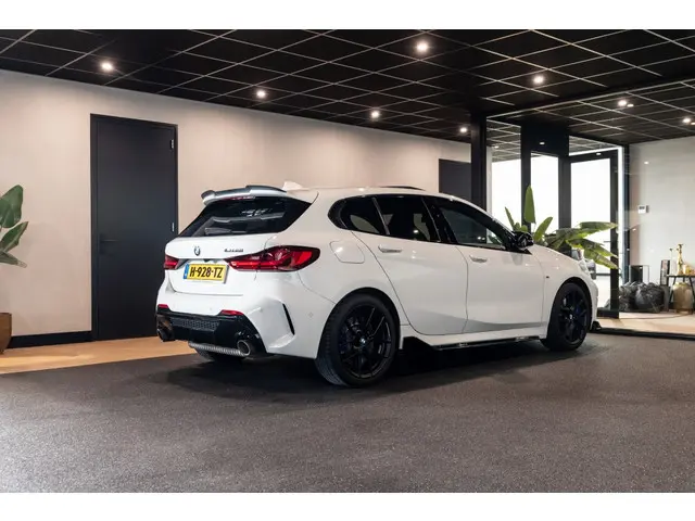 Bmw 1-serie M135i xD. H.E. Ed.