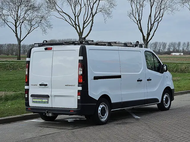 RENAULT TRAFIC 2.0 DCI l2h1 2xzijdeur navi!