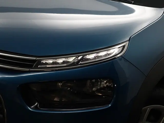 Citroën C4 Cactus 1.2 PureTech Feel Carplay, Android Auto, Camera, Led, Park Assist, Navigatie, Comf...